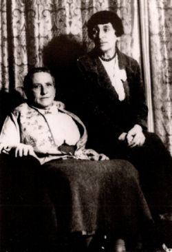 Gertrude Stein (1874-1946) et Alice B. Toklas (1877-1967)