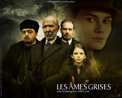 Les âmes grises