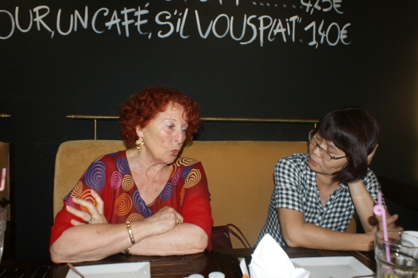 Discussion avec Huong cousine de Diep