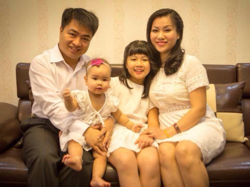 Hoai Anh, son mari et ses filles