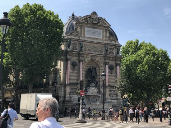 La Fontaine Saint-Michel