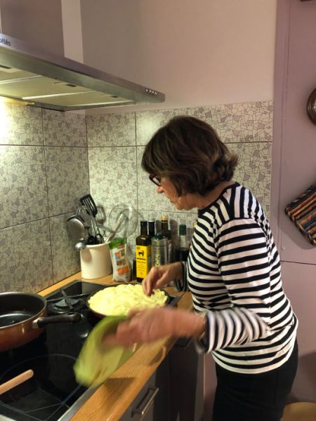 Sylvie et sa tarte aux pommes