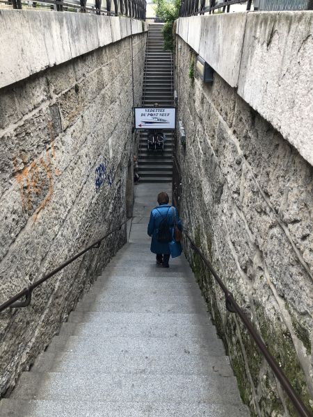 ers les vedettes du Pont-Neuf