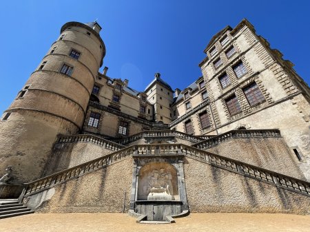 La façade du château Vizille - Le Musée de la Révolution française