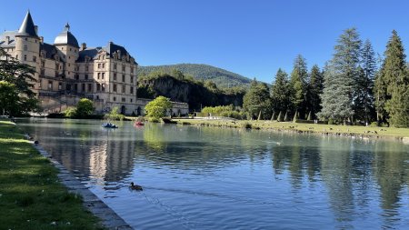 Le château vu du jardin