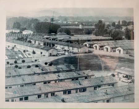 Le CAFI (Centre d’Accueil des Français d’Indochine) tel qu’il était lors de
l’accueil des rapatriés en 1956, à Sainte-Livrade-sur-Lot (Lot-et-Garonne)
