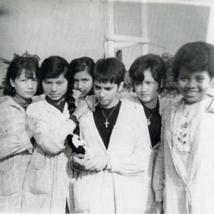 Les photos d’archive reflètent les origines variées des géniteurs 